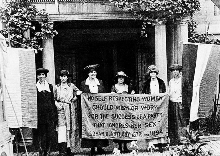 Descubre la Inspiradora Historia del Feminismo: Una Lucha por la Igualdad de Género.