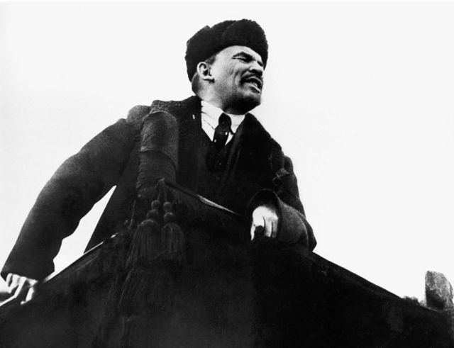Descubre la Vida y Legado de Vladimir Lenin: Su Impacto en la Historia Mundial