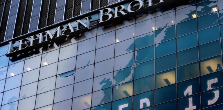 El Colapso de Lehman Brothers: Un Resumen de la Crisis Financiera de 2008