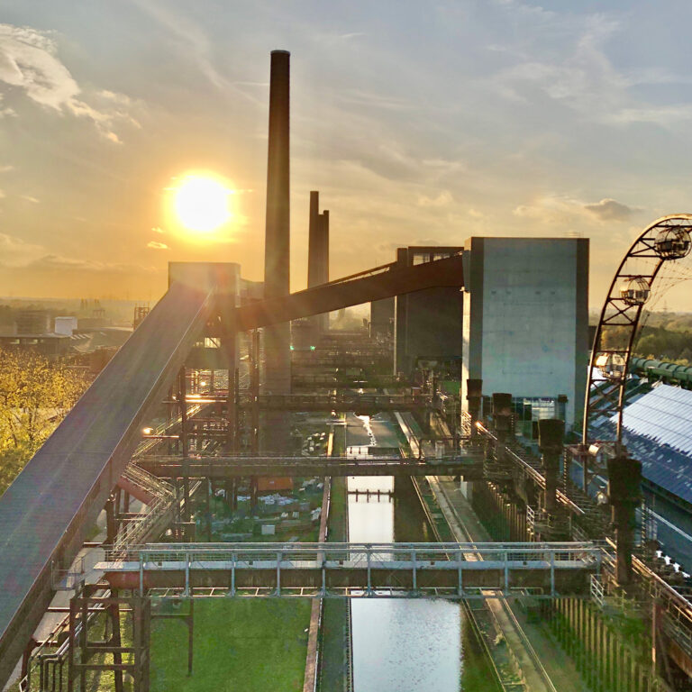 Explorando el Patrimonio Industrial de Zollverein: Una Joya Alemana